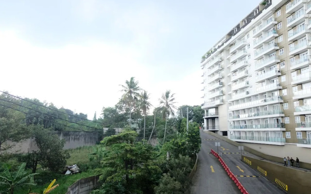 Best Deal 2Br Apartment At Gateway Pasteur