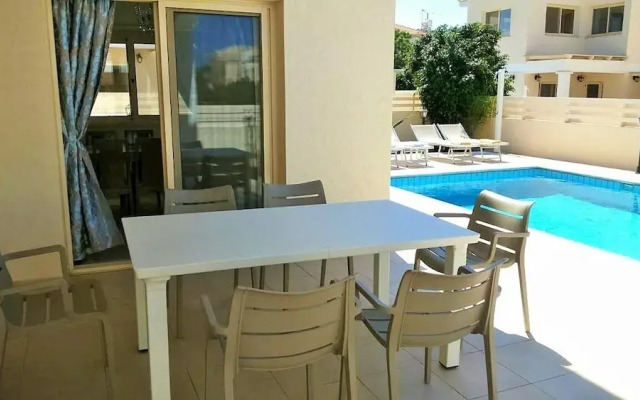 Anthorina Villa 2