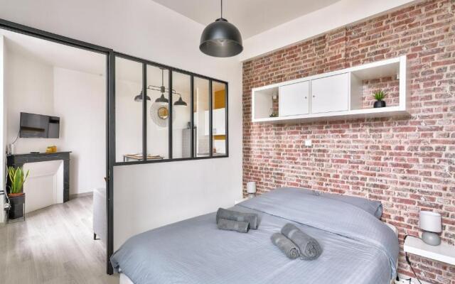 L'industriel by GOODBNB - Proche Gare - 15mn Futuroscope