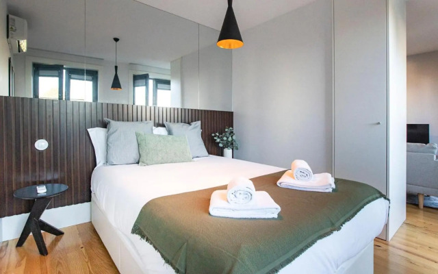 Stylish Studio w/ AC & Balcony by LovelyStay