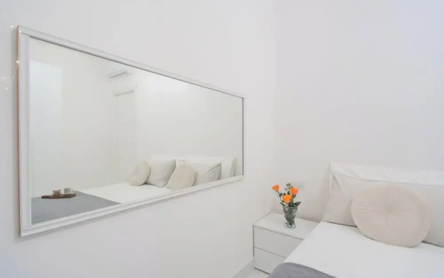 Luce Apartment by Rent all Como