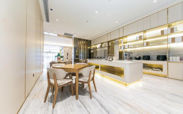 Ji Hotel Shanghai Daning Lingshi Park