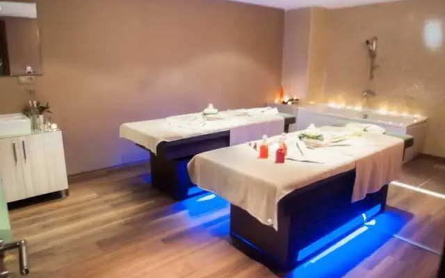 Azak Hotel Topkapi