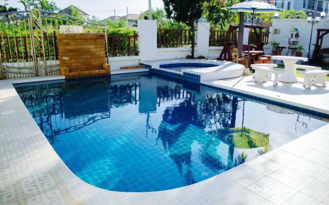 Living Private Villa by Nay