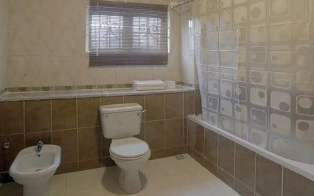 Perfect Havens at Noah's Court