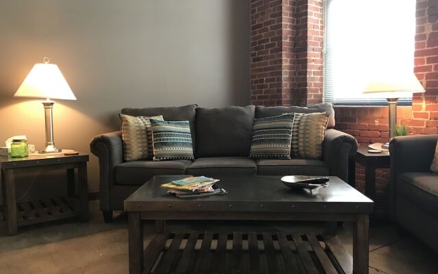 Apartments-Stay Smart Strip District