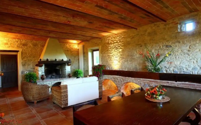 Podere Lucignano Secondo Agriturismo