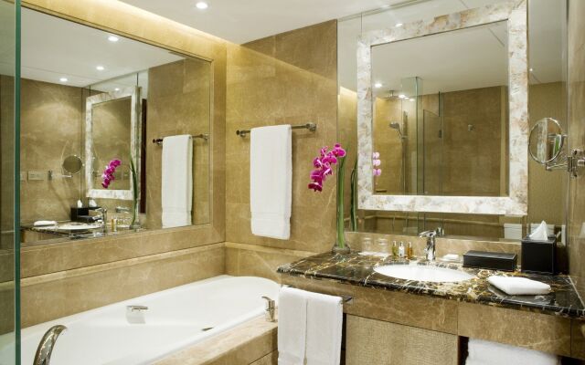 New World Dalian Hotel