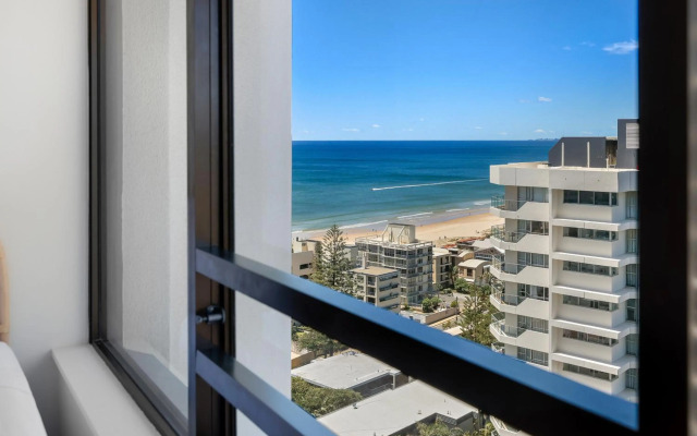 Surfers Century Oceanside Apartments