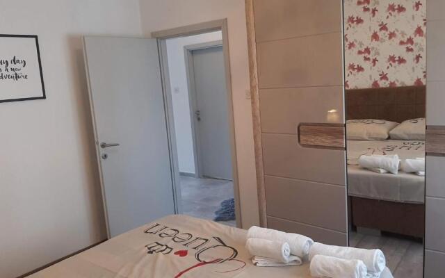 Vila Brig 108 - private swimming pool and jacuzzi