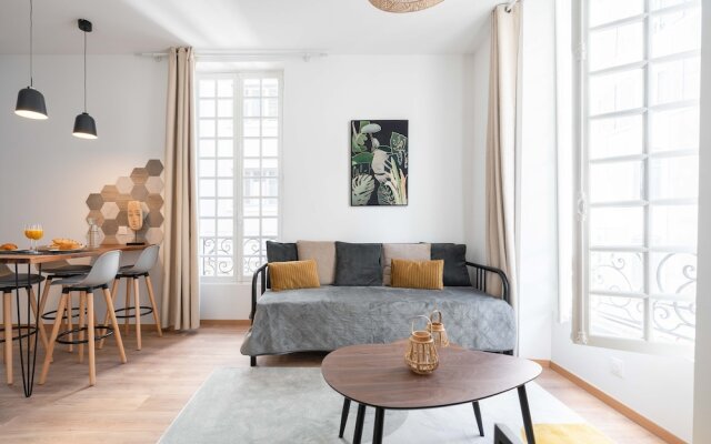 Les Petits Pavillons