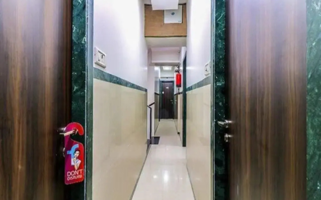 FabHotel Galaxy Suite Chembur