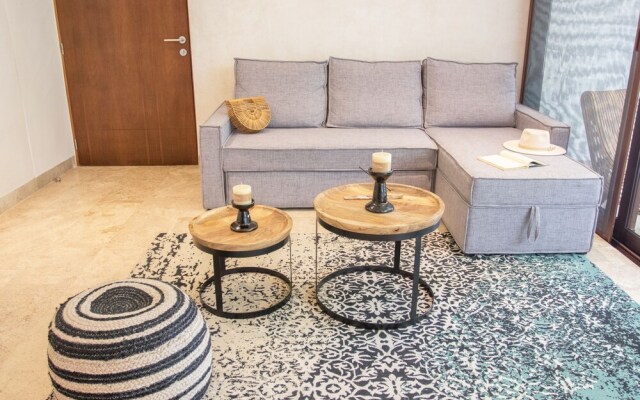 Bajo Cielo 107 By Lockey