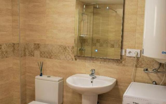 Lower Floor apartment with semi-private salt water pool