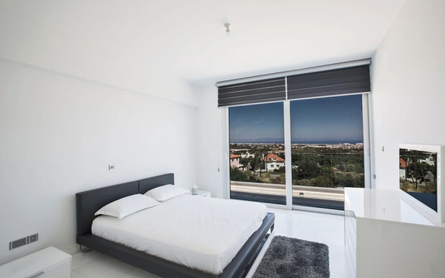 KO1 With Breathtaking sea Views