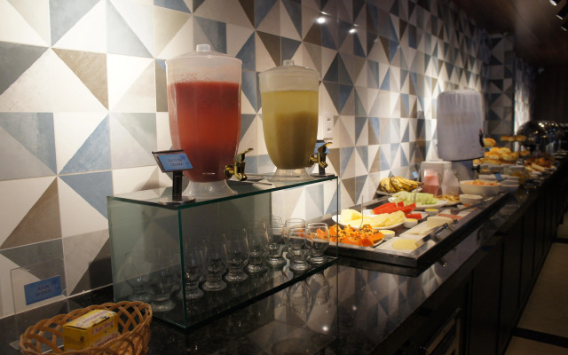 Bessa Beach Hotel