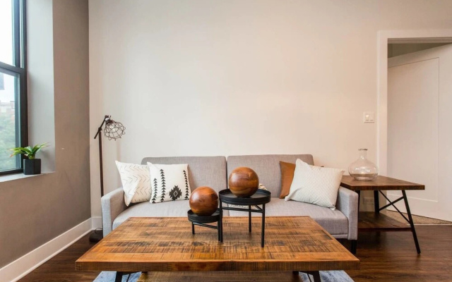 Handsome Mccormick 3bd-2ba Loft