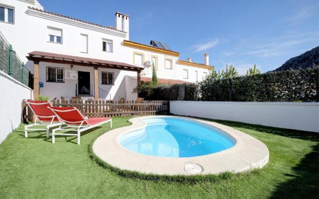 Magnífica casa con piscina privada