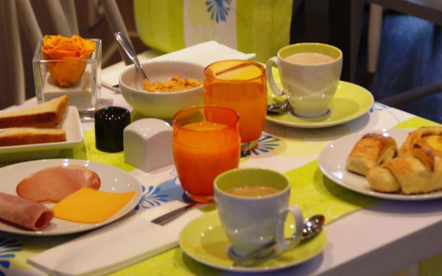 Holiday Inn Paris - Auteuil by IHG