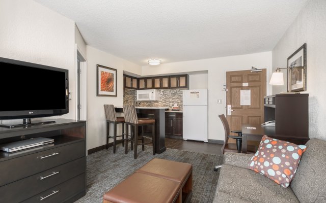 Staybridge Suites Wilmington-Newark by IHG