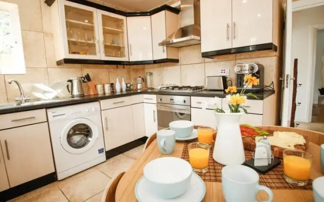 Archway Garden Apartment