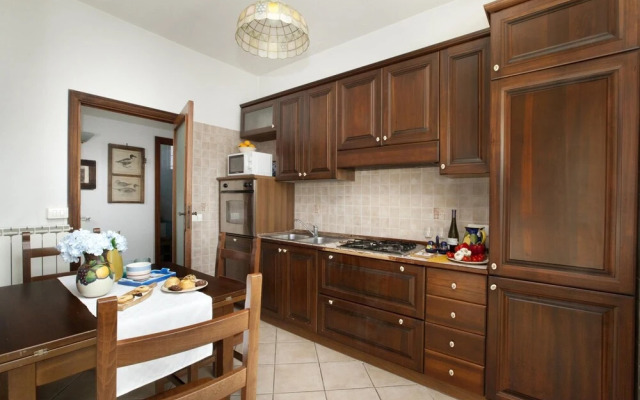 Apartment Miramare With Shared Pool Terraces and Internet Wi-fi