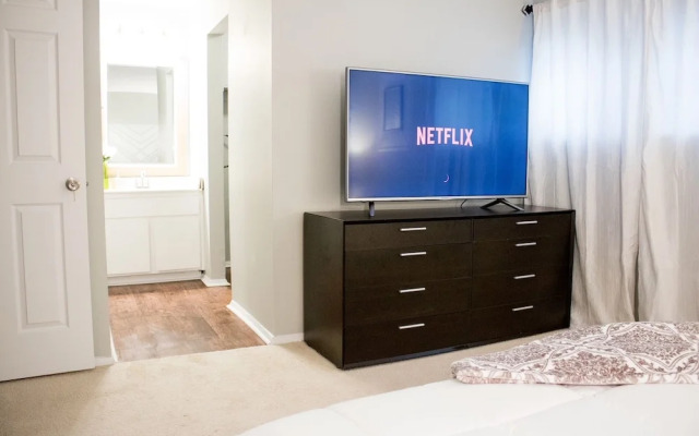 Modern Upscale Private Room