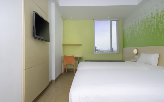 Zest Harbour Bay Batam by Swiss-Belhotel International