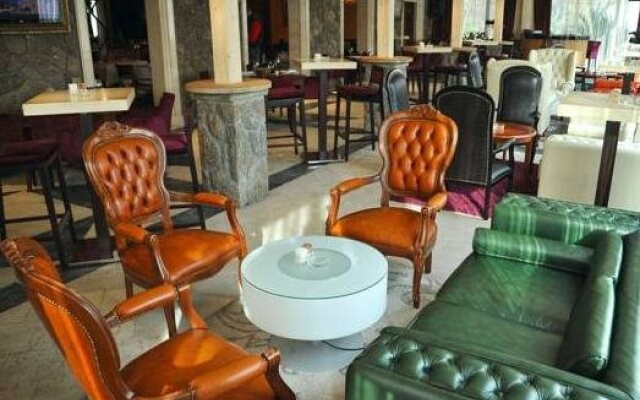 Hotel Knjaz
