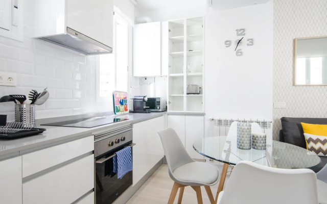 Minty Stay - Jose Ortega y Gasset