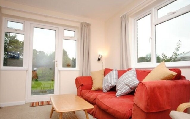 Beacon Square, Emsworth 414122