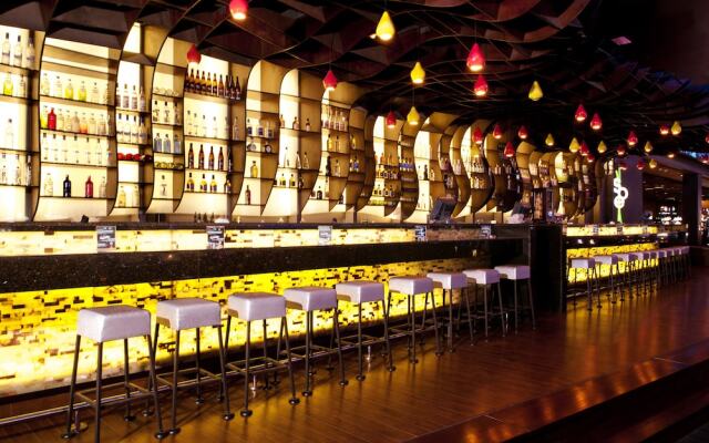 Enjoy Santiago Hotel del Valle