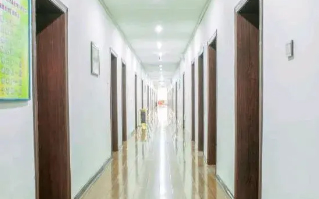 Jiayuguan Huadian Hotel
