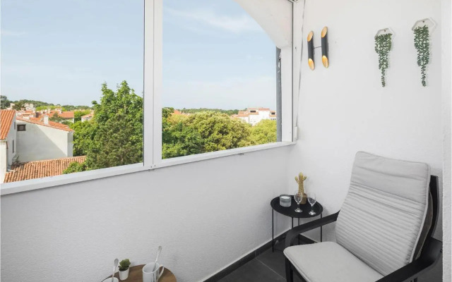 Two-Bedroom Apartment in Cervar Porat