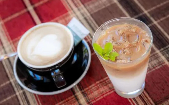 Chuxiong Longyu Hotel (Traditional Chinese Medicine Hospital Store）)