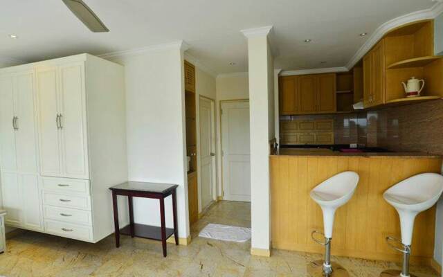 Galare Thong Tower Apartment & Condominium