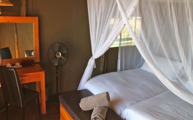 Intu Africa Suricate Tented Kalahari Lodge