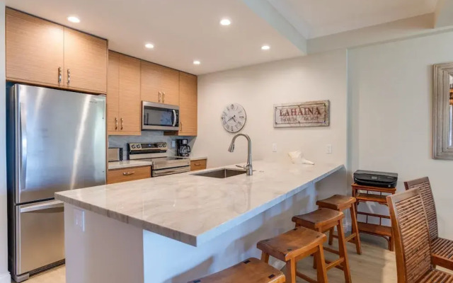 Kahana Outrigger #1a2 3 Bedroom Condo by RedAwning