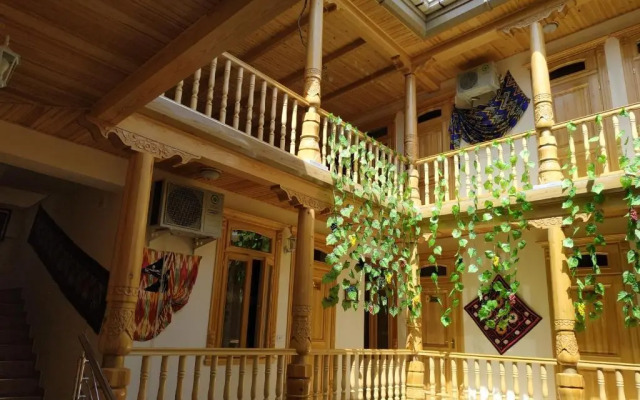 Registon Tillokori Samarkand