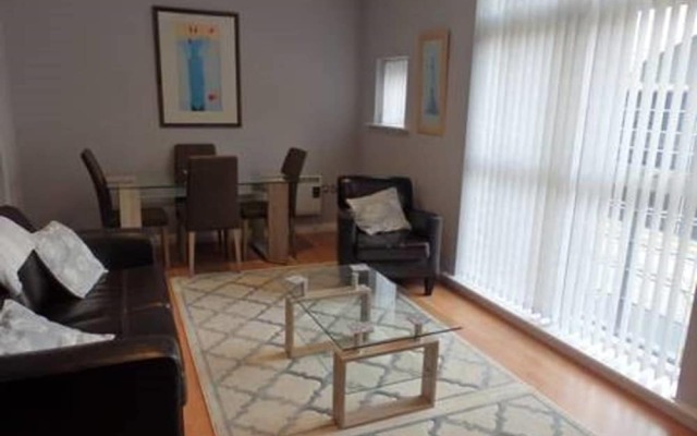 Beautiful Two Bedroom Apartment