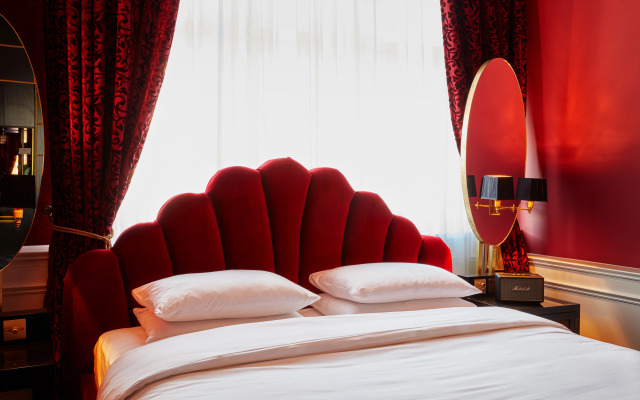 Provocateur, Berlin, a part of Sircle Collection