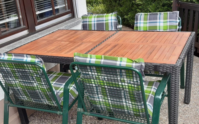 Fewo Zeus mit Terrasse, Grill,Garage,Netflix