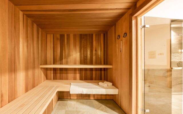 CGH Résidence & Spa La Napoléon (MNV101)