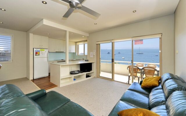Del Rae Unit 12 - Shoal Bay
