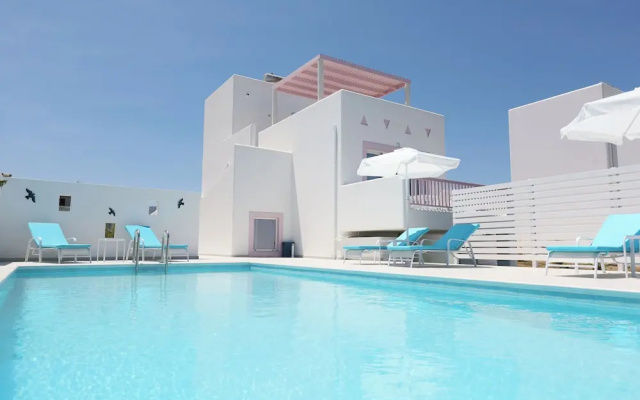 Xenos Villa 6 With a Private Pool Near the sea