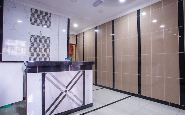 OYO 44015 Mk Inn Hotel