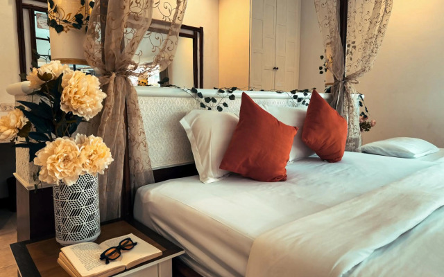 Villa Raya Private Pool Villas Resort