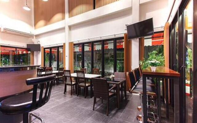Buk Inn Hotel Kamala Beach