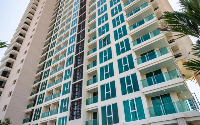 City Garden Tower Luxurious Condominium In The Center Of Pattaya