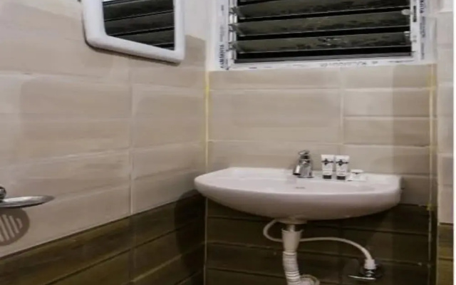 Vp Homes by OYO Rooms